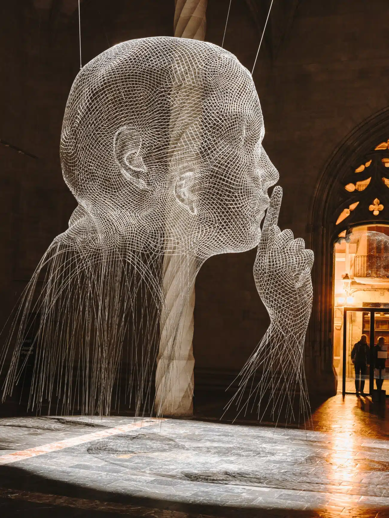 "Mirall" by Jaume Plensa at La Llotja