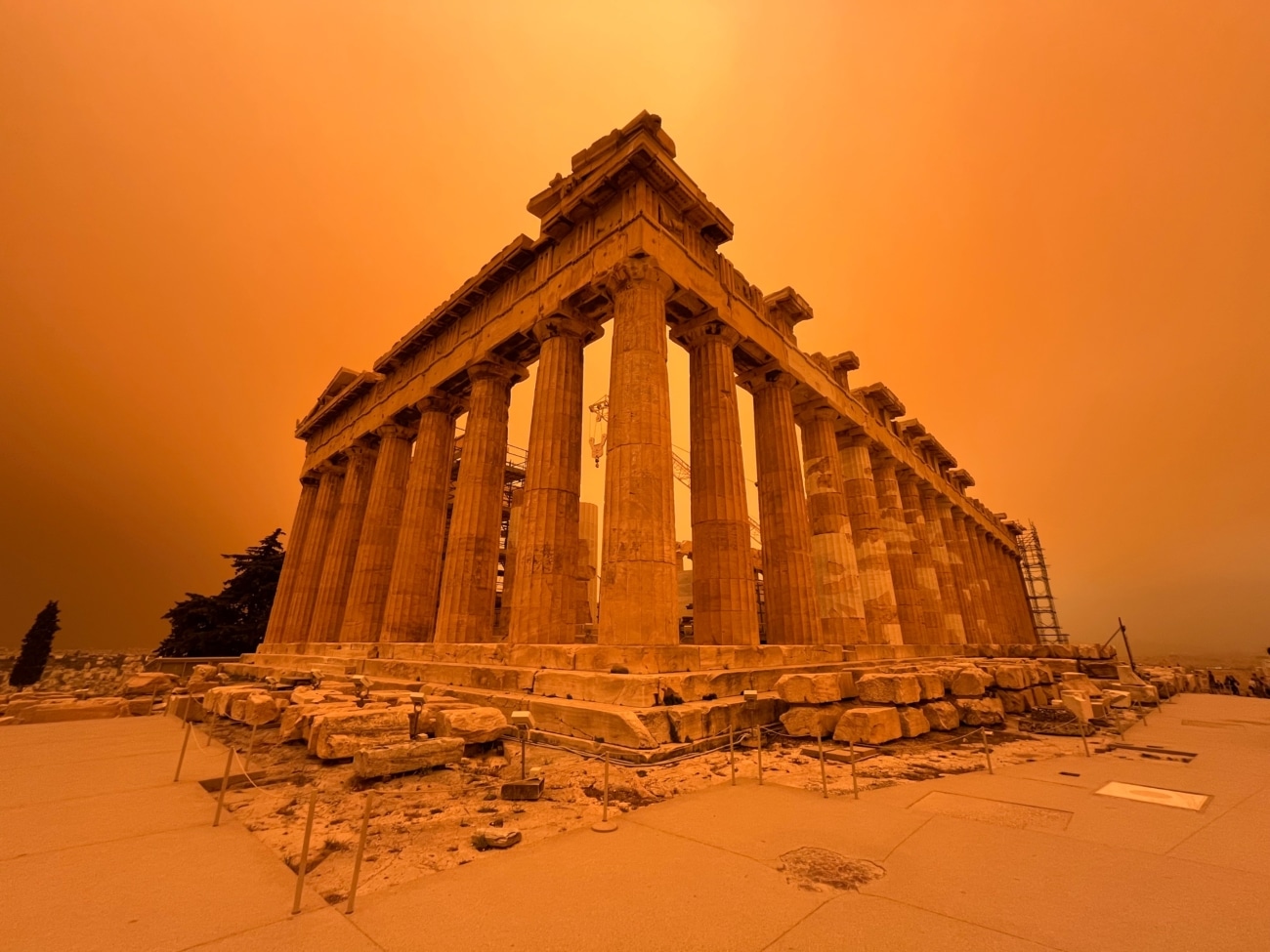 Parthenon covered in Saharan dust