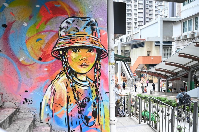 Alice Pasquini Stencil in Hong Kong