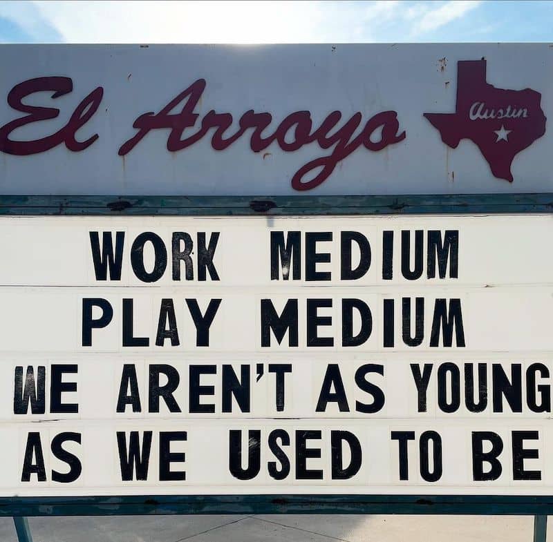 El Arroyo Restaurant Marquee Signs