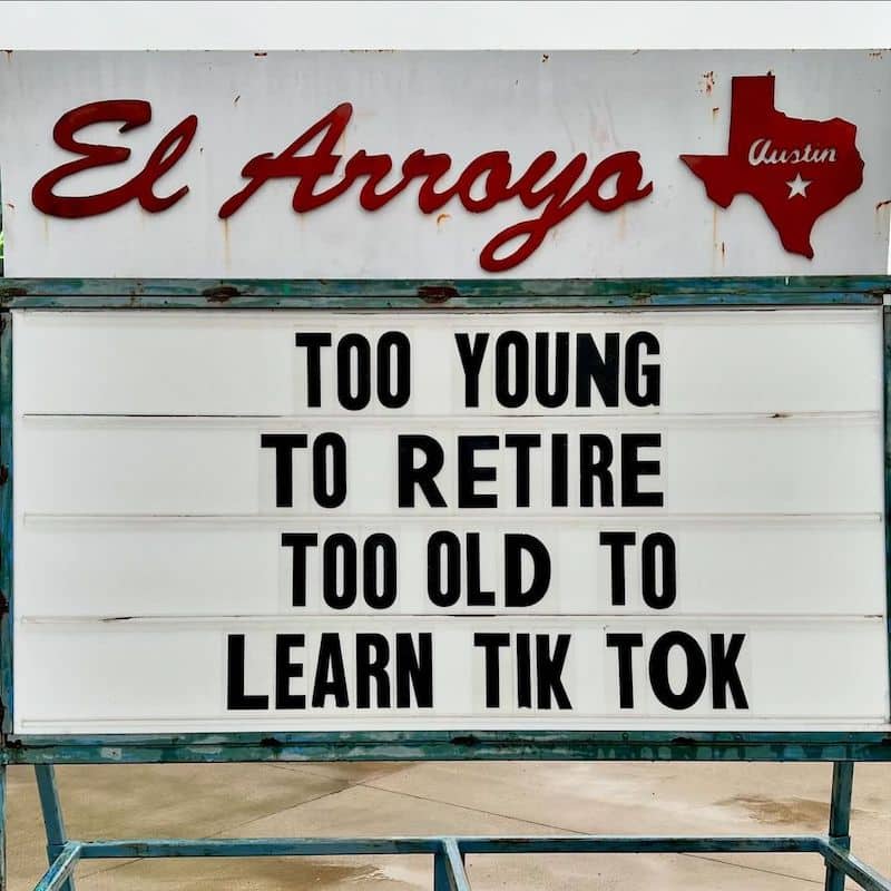 El Arroyo Restaurant Marquee Signs