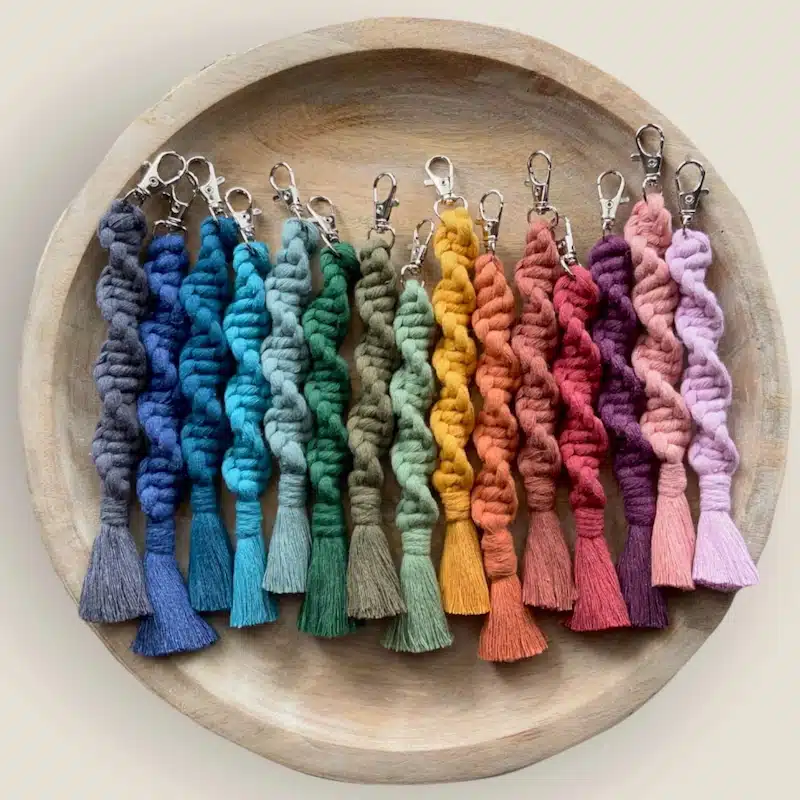 Macramé keychain