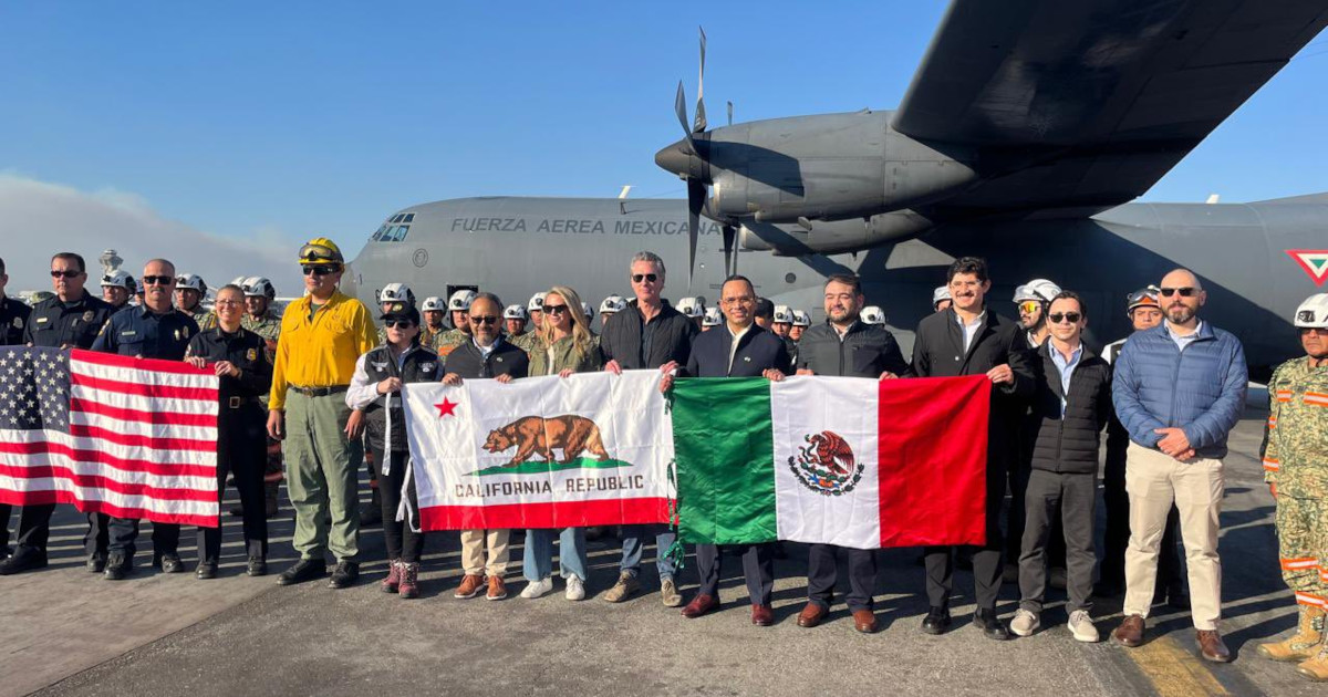 Firefighters From Mexico Arrive in LA To Fight the Fires as the Latino Community Quickly Steps up To Help