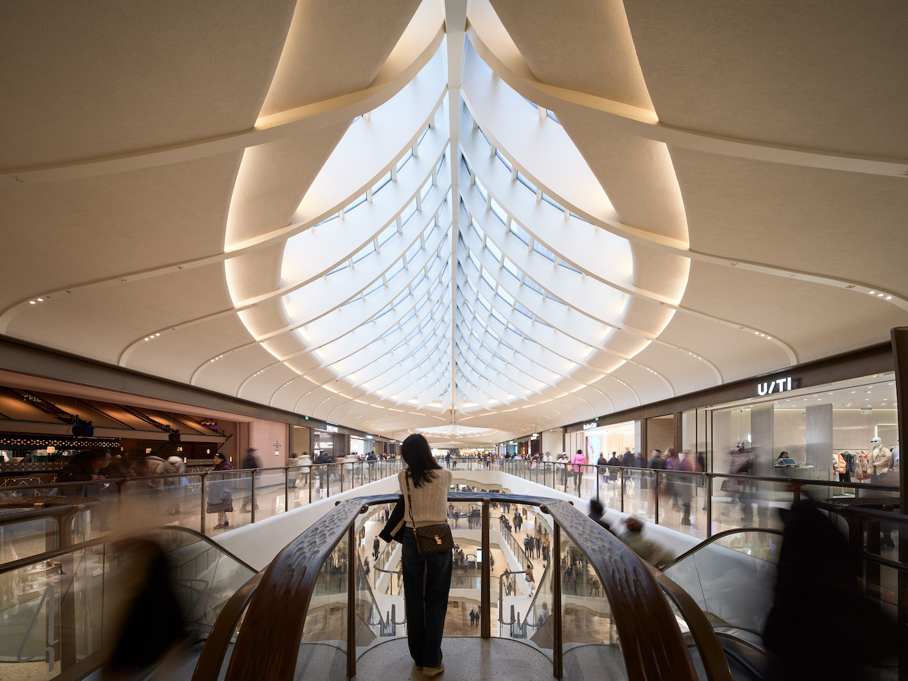 Xi'an CCBD, fundada por Heatherwick Studios