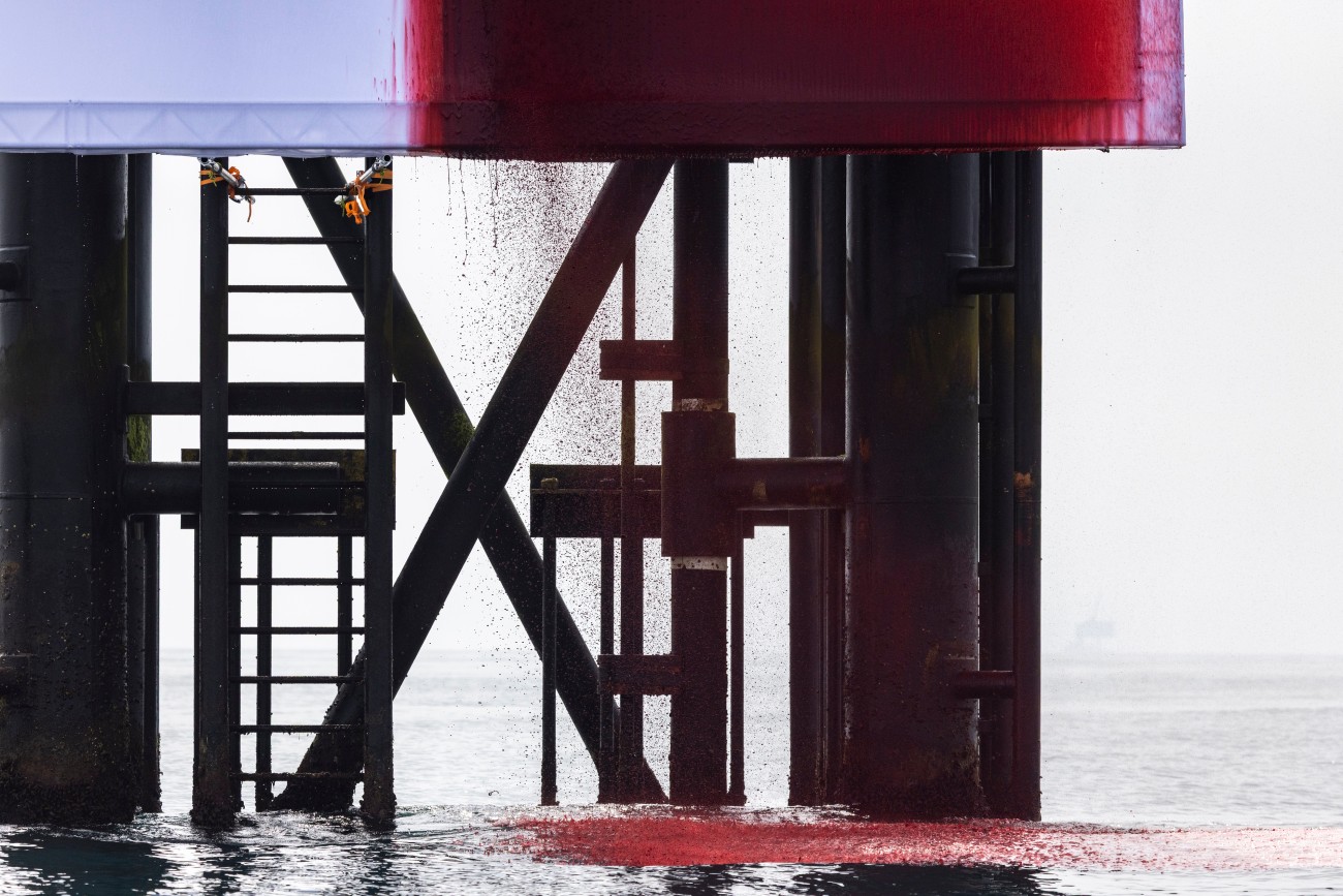 Activists Install BUTCHERED by Anish Kapoor onto Active Shell Platform in the North Sea