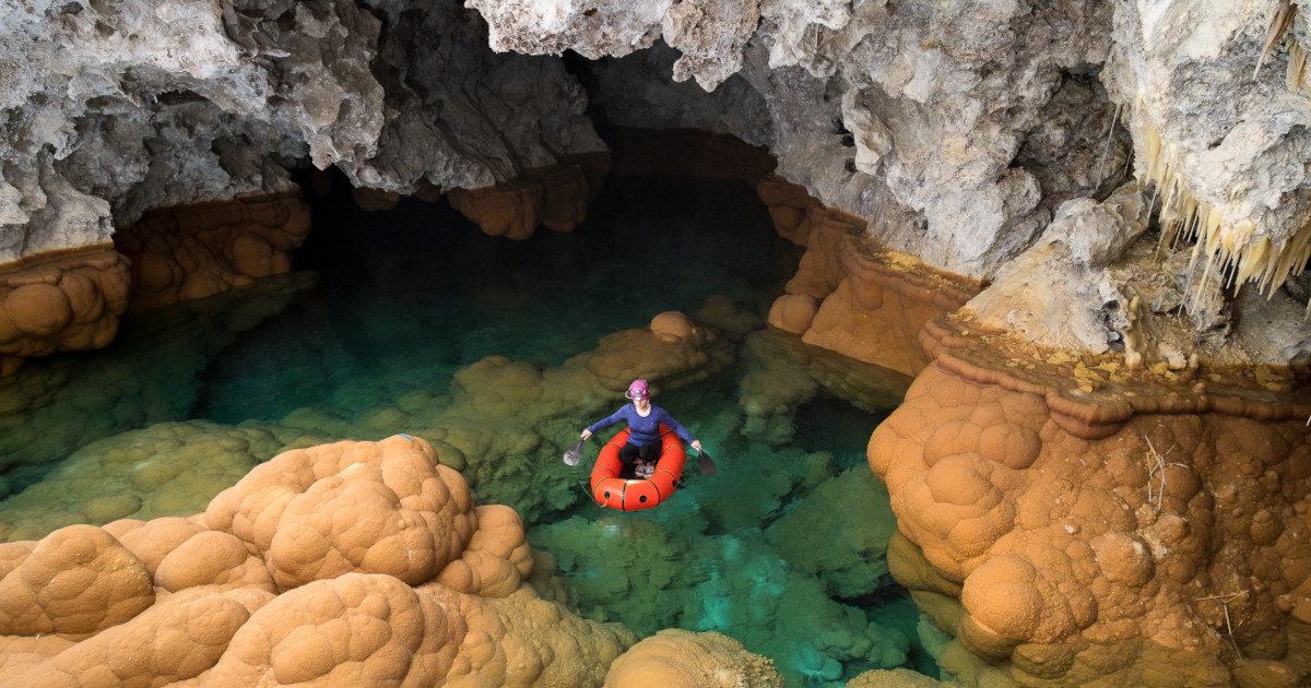 Photographers Capture Underground Pools and Passages of Lechuguilla Cave in New Mexico