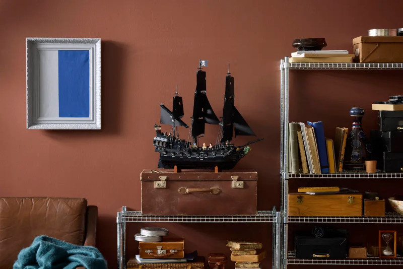 Jack Sparrow Pirate Ship LEGO Set