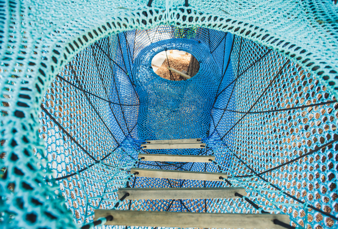 Redwood Ripple Treehouse de O2 Treehouse