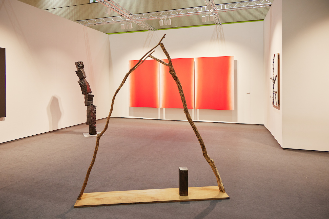 Installation view of Frieze Seoul, held from Sept. 3 to 6, 2025.