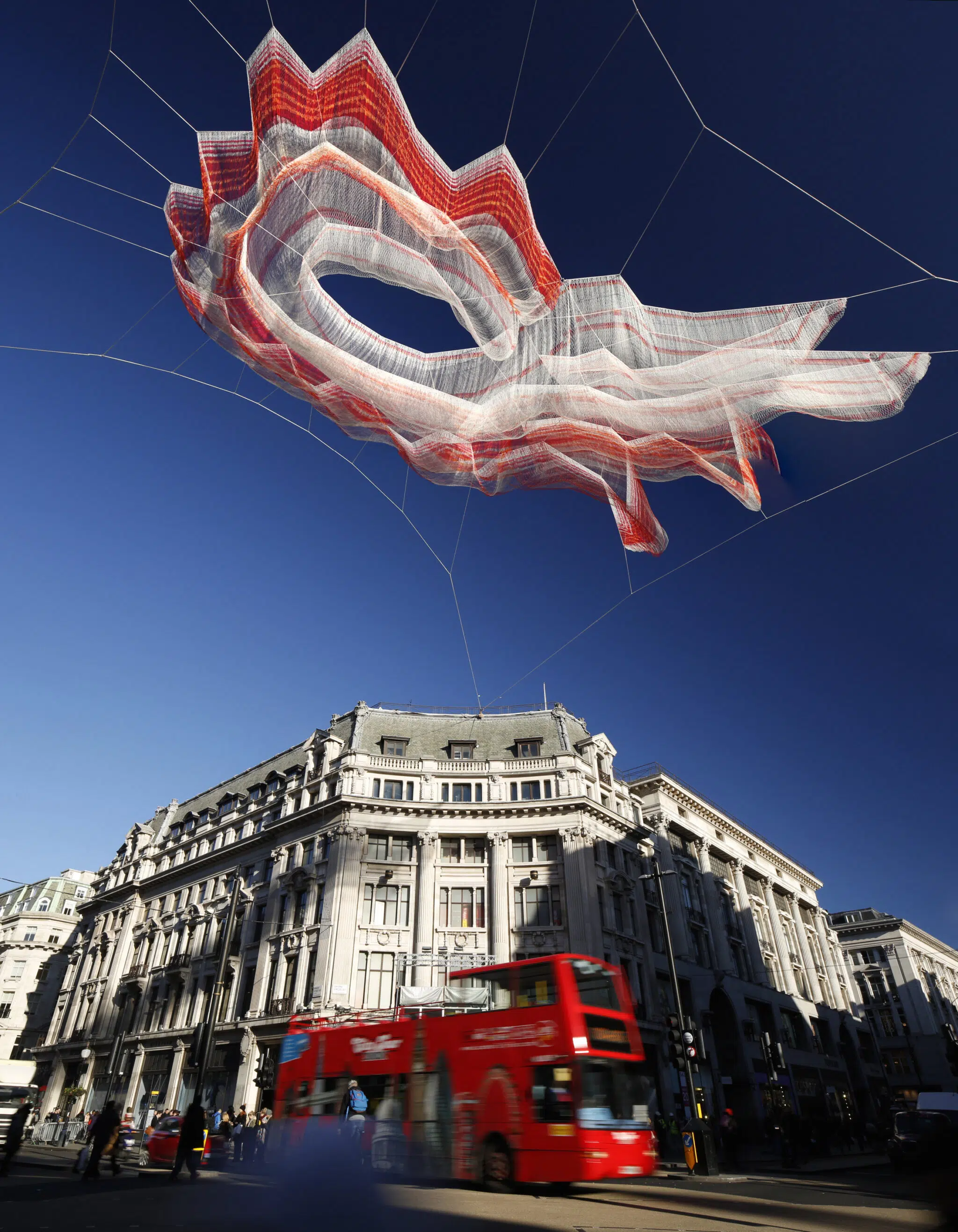 Public fiber art installation by Janet Echelman