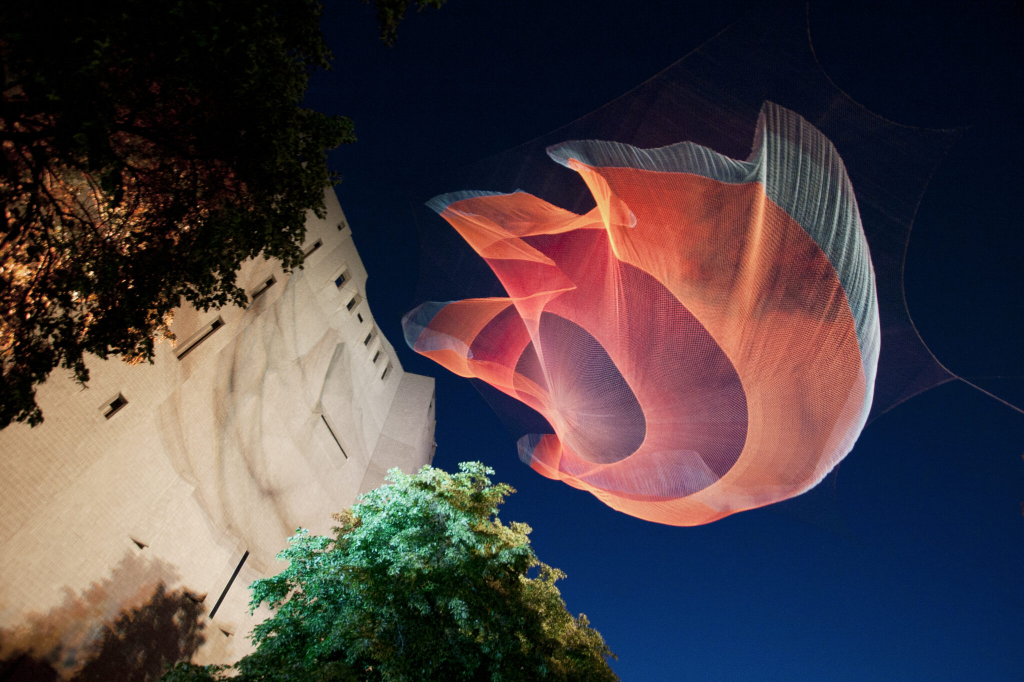 Public fiber art installation by Janet Echelman
