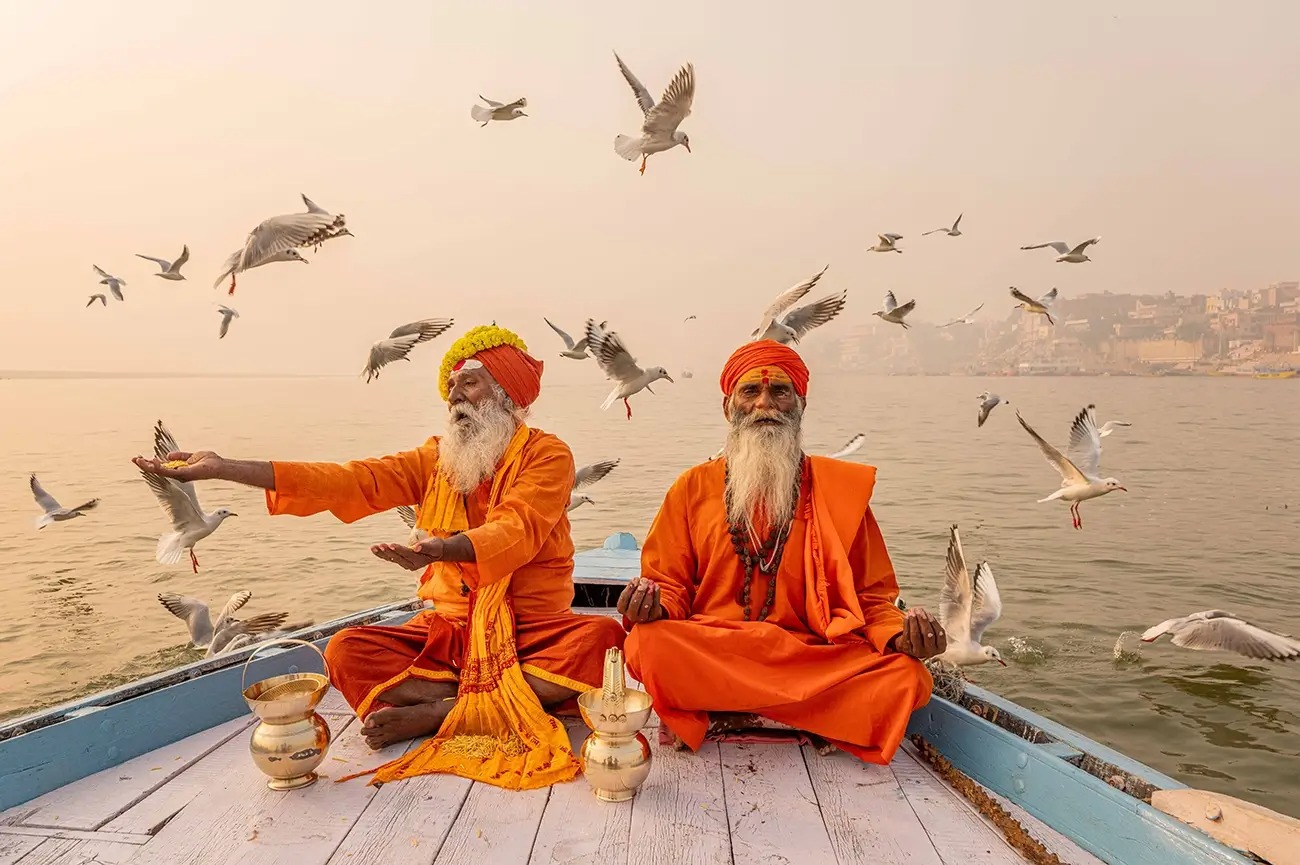 Portrait of two sadhus by the Ganges