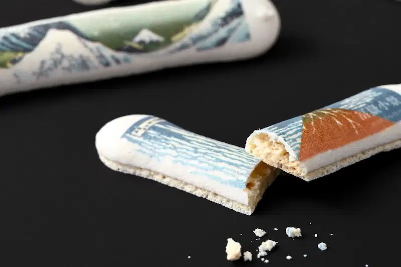 Hokusai-Inspired Desserts at Japanese Bakery Katanukiya