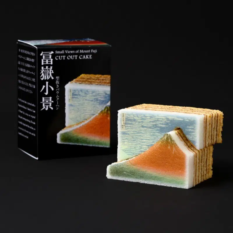 Hokusai inspired desserts from Katanukiya bakery