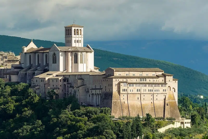 Remains of St Francis of Assisi to go on display on 800 year anniversary of his death