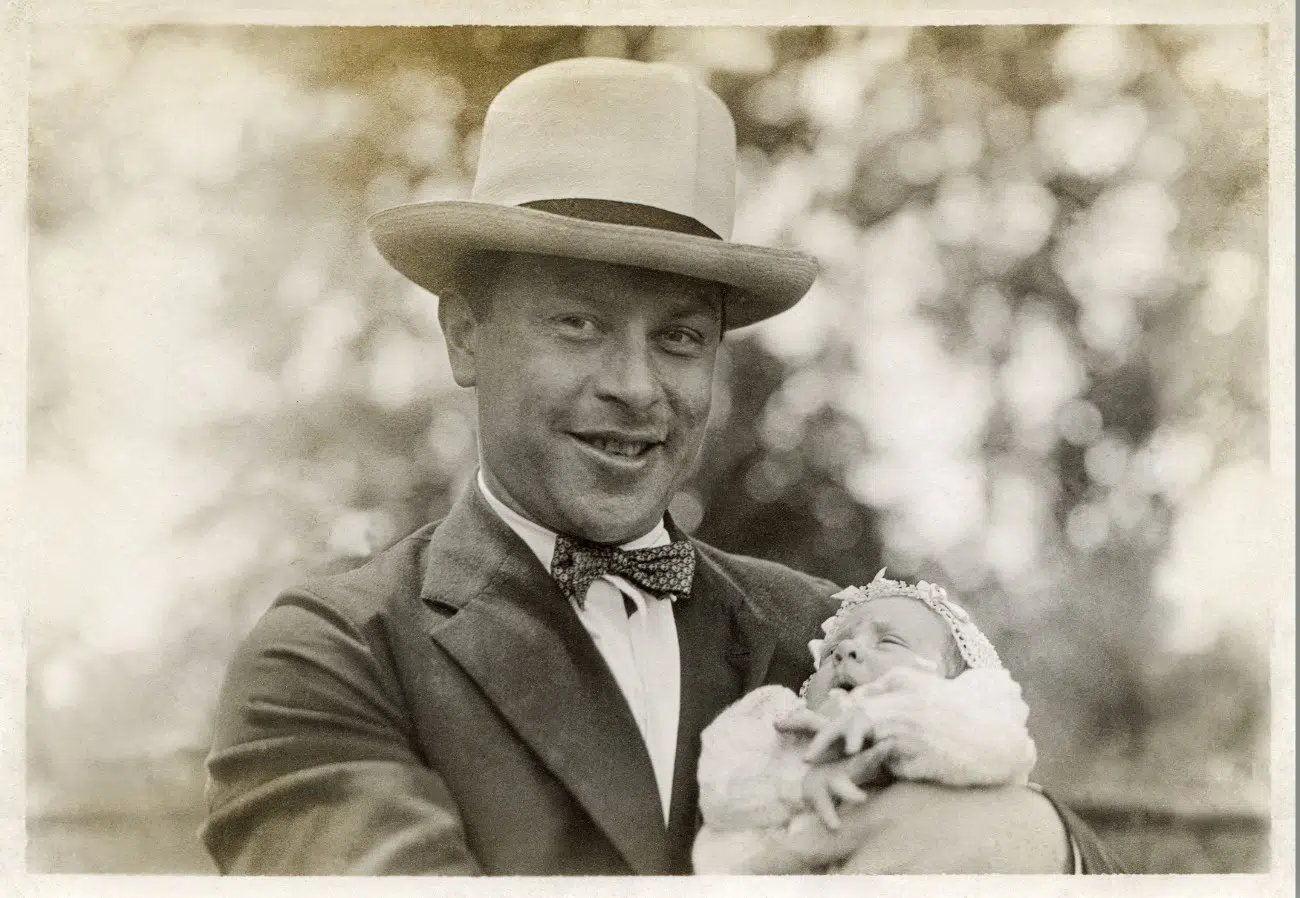 Wrigley Building architect Charles Gerhard Beersman with son Jack in the early 1920s.