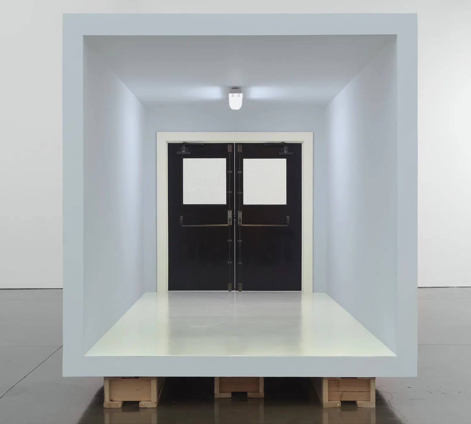 “No title (room, panic doors),” 2013–14. (Photo: Museum Associates/LACMA)