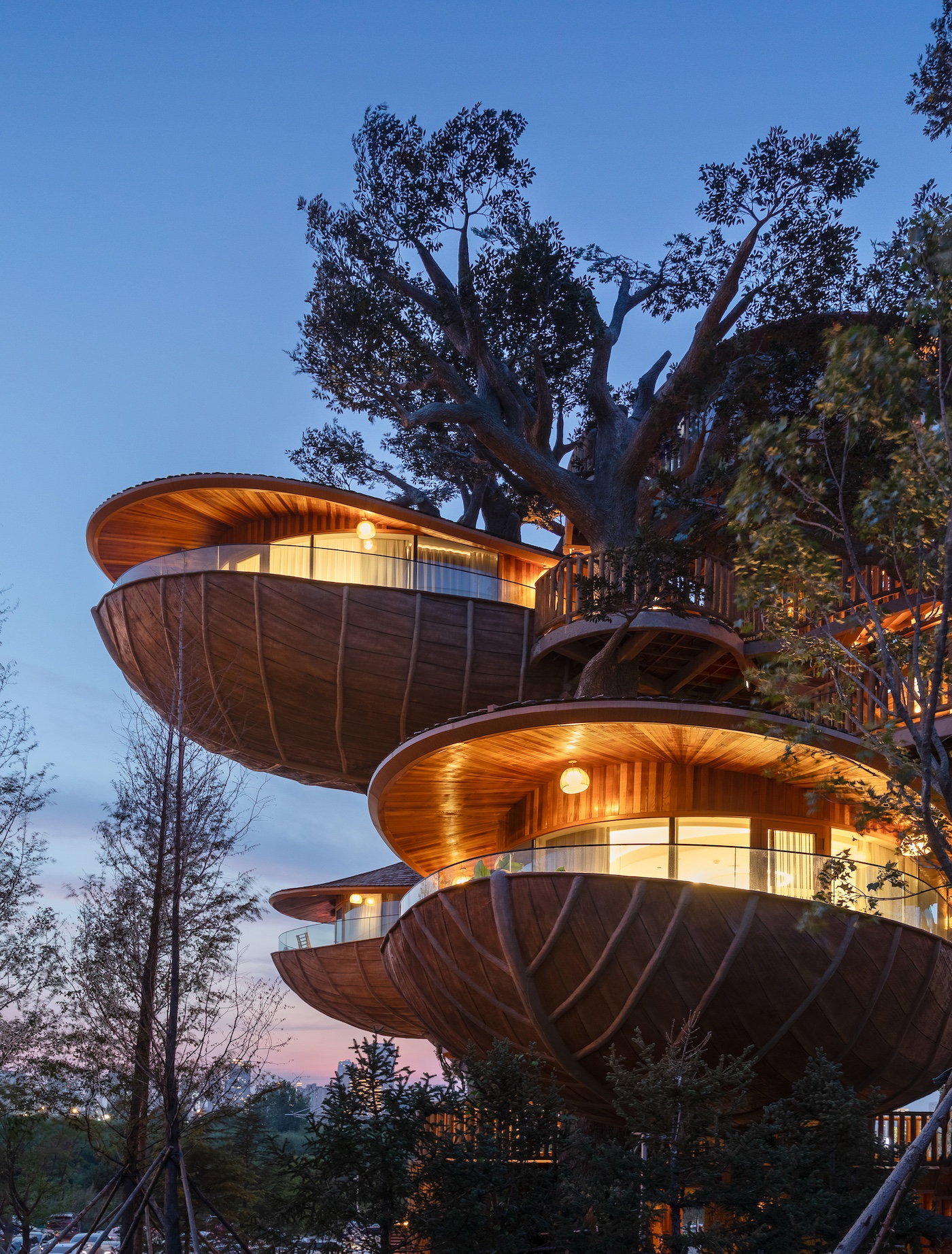 Proyecto Forest Nest Tree Pod de Doarchiwow