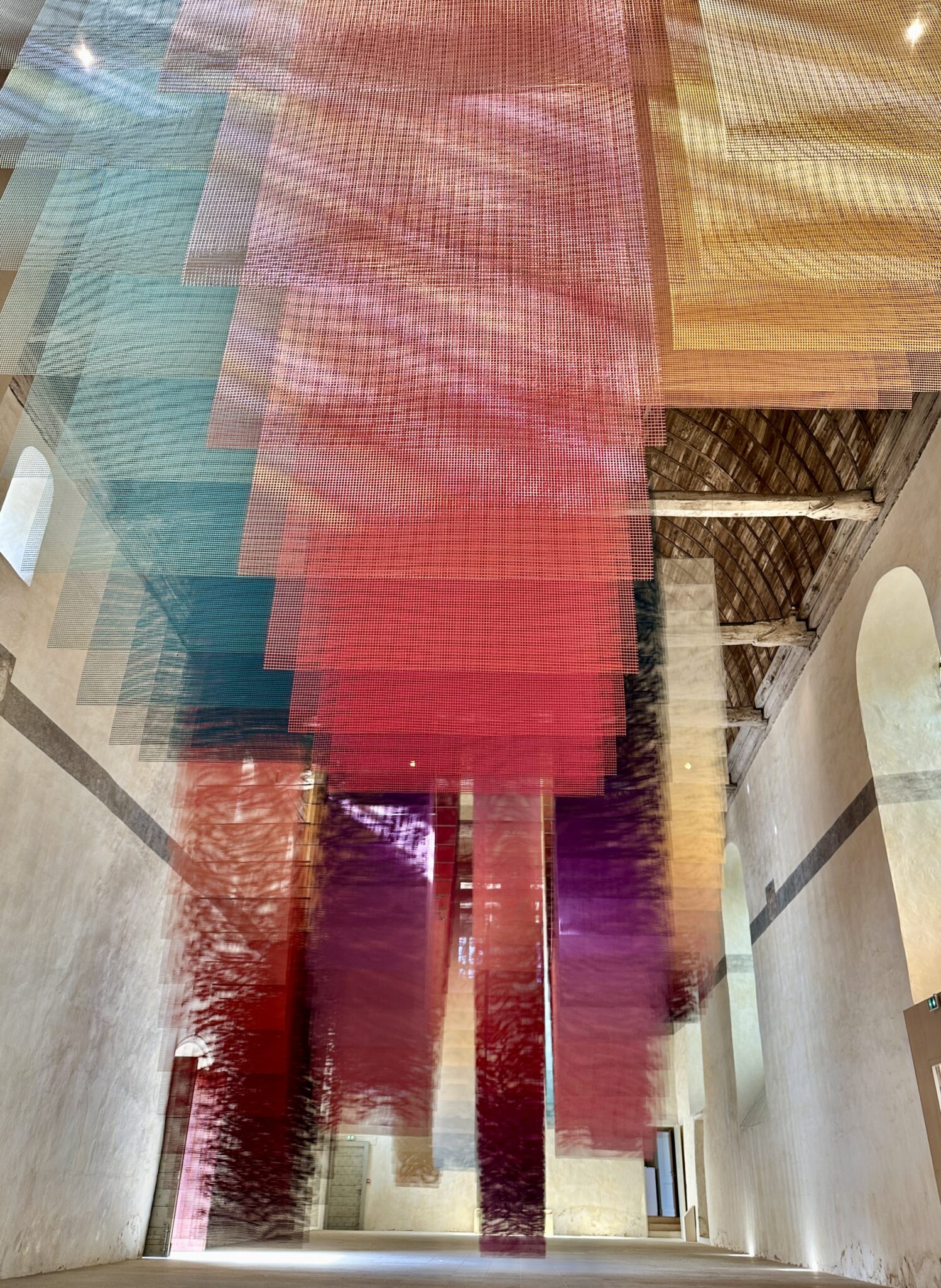 Installation view of “Echoverse,” at Les 3 CHA in Châteaugiron, France.