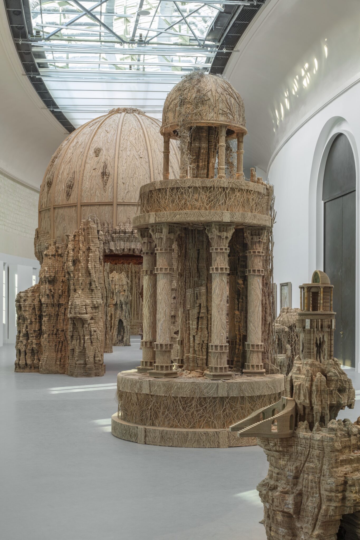 Installation view of &lsquo;Grottesco,&rsquo; currently open at le Grand Palais in Paris, France. (Courtesy le Grand Palais)