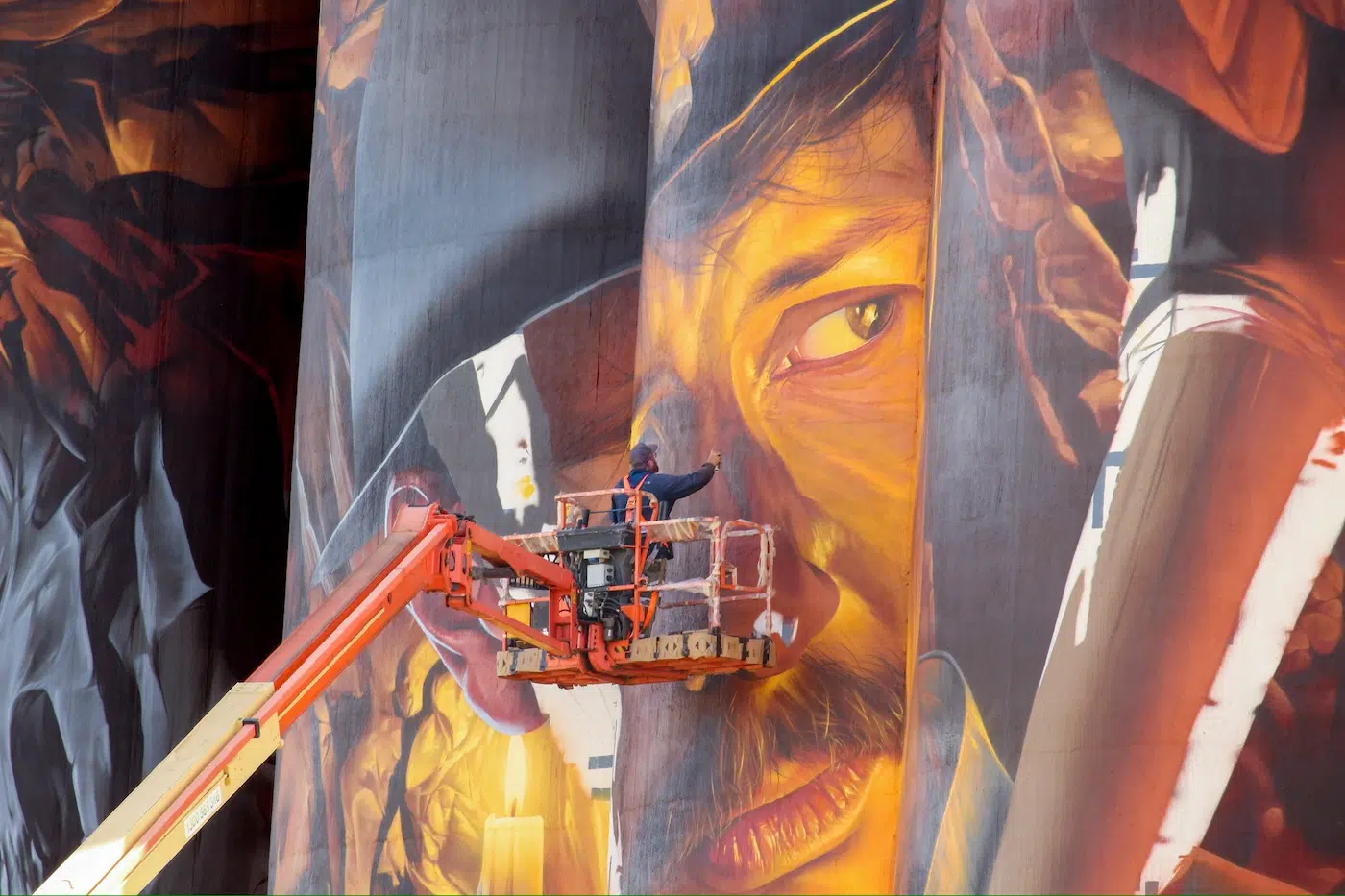 Kapunda Silo Mural by Smug