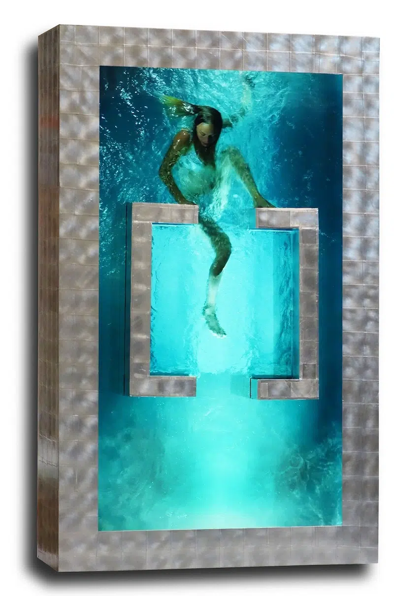 Surreal Video Sculpture by Marck