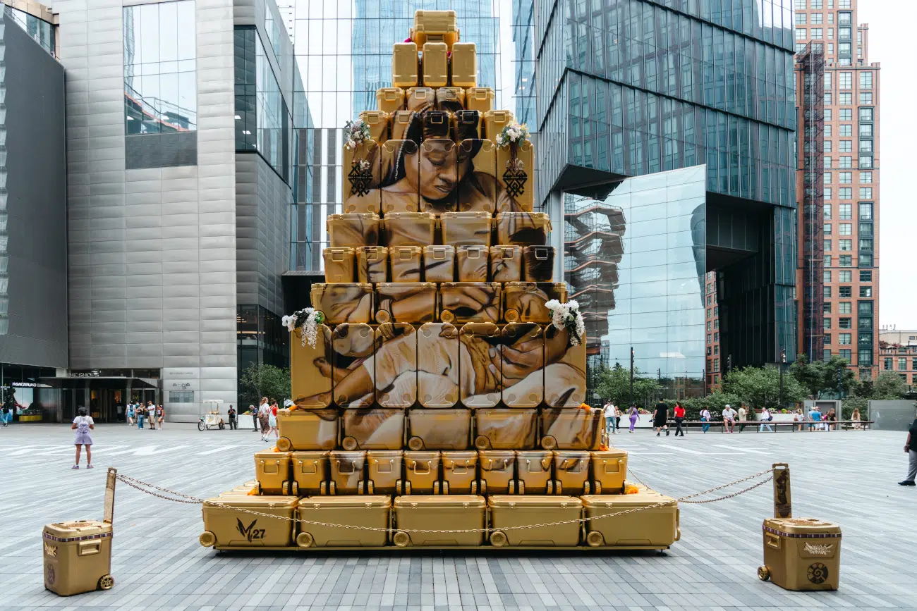 Installation by Marka27