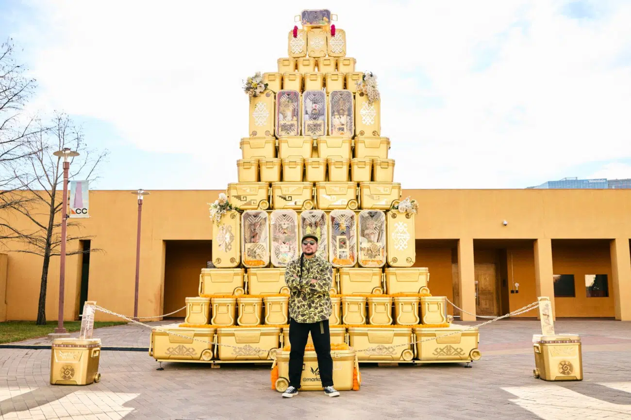 Installation by Marka27