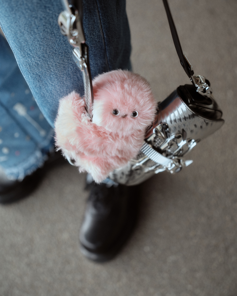 handbag with Mirumi bag charm