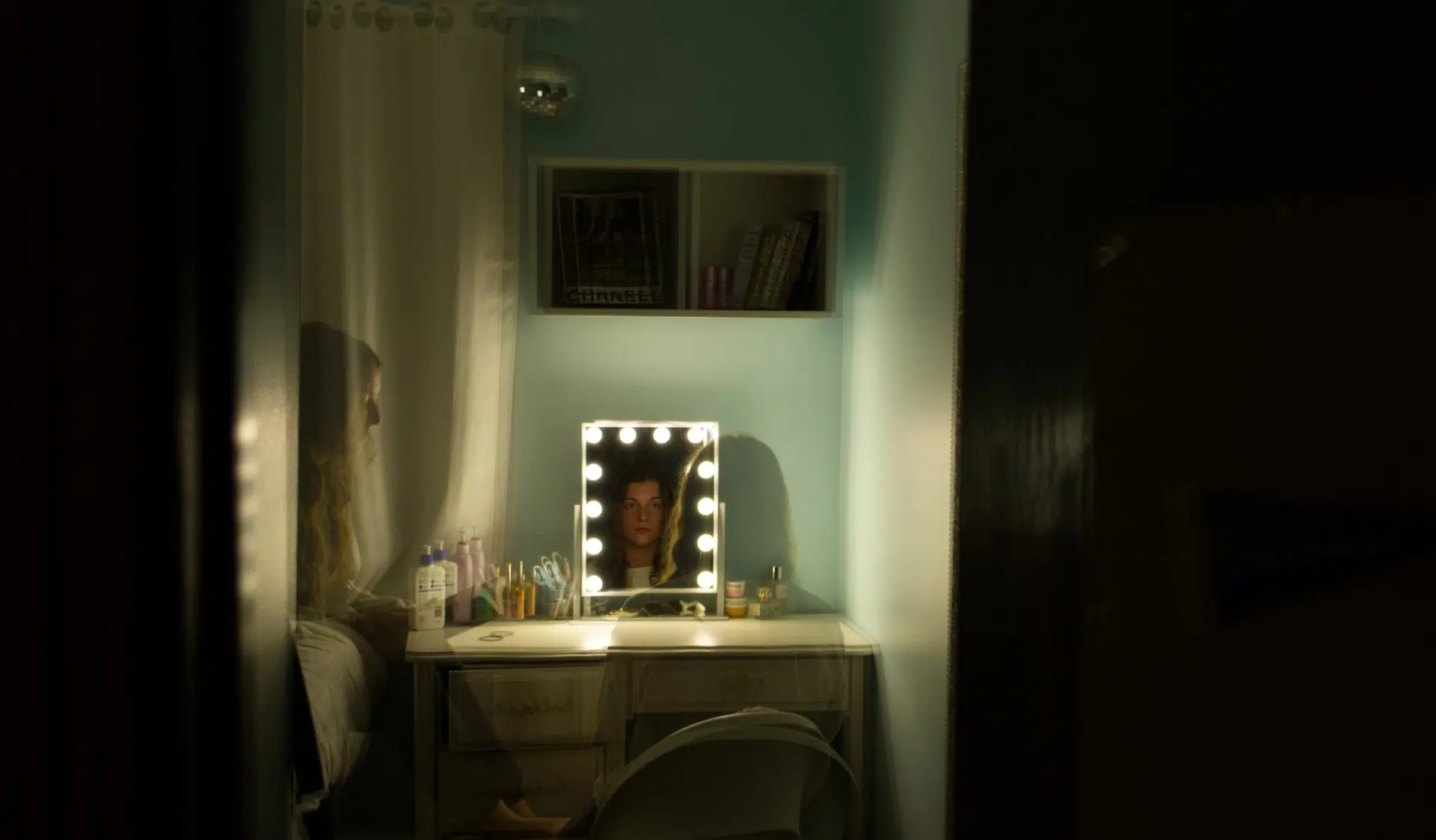 Sophia Eren Laming, &lsquo;A Surface of Reflection.&rsquo; Age 16-17.