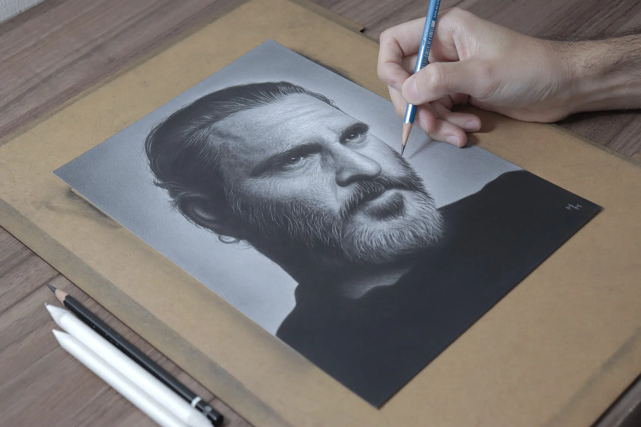 Realistic Portrait Drawing with Matheus Macedo