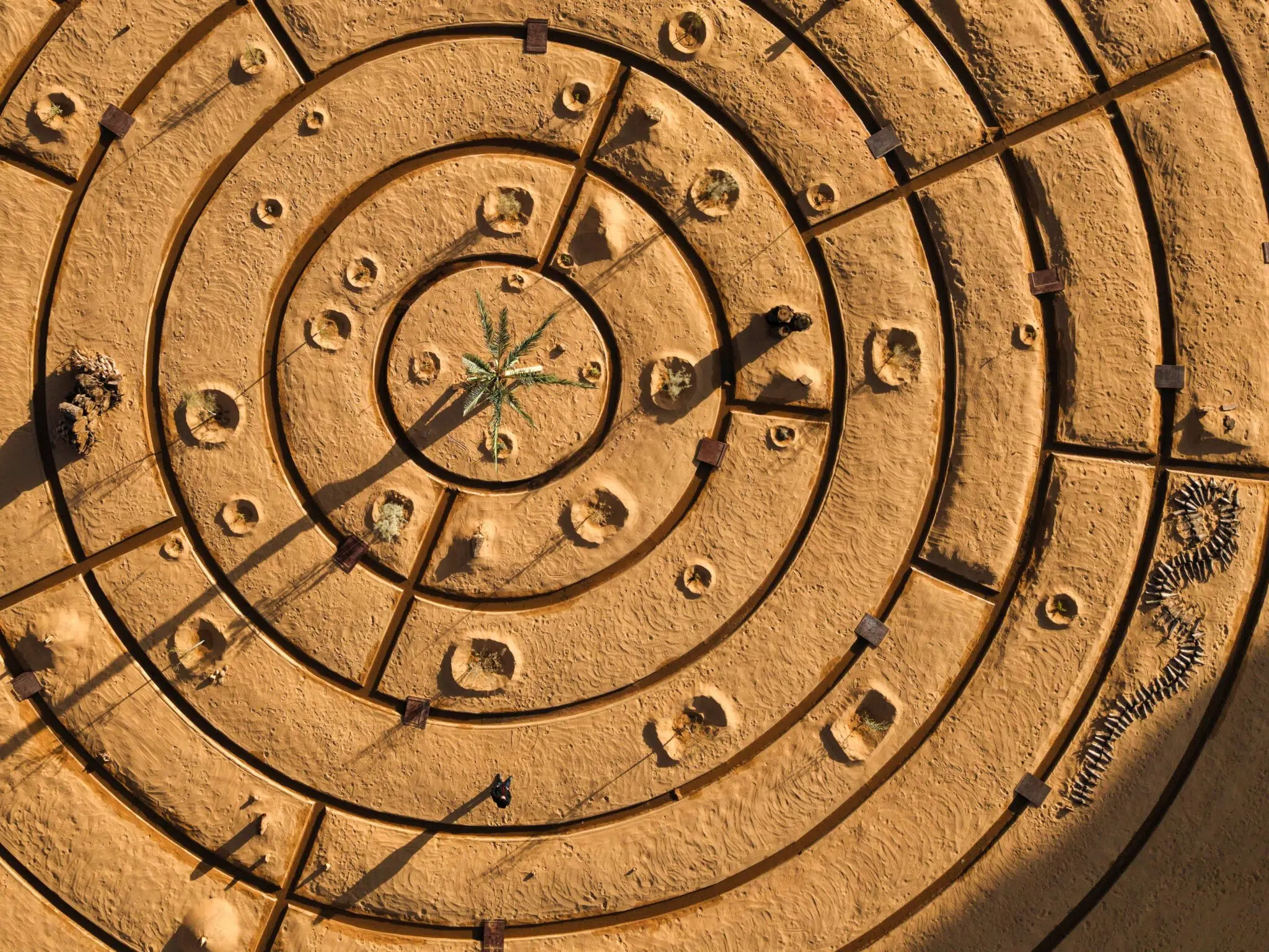 Land art by Mohammad AlFaraj, detail