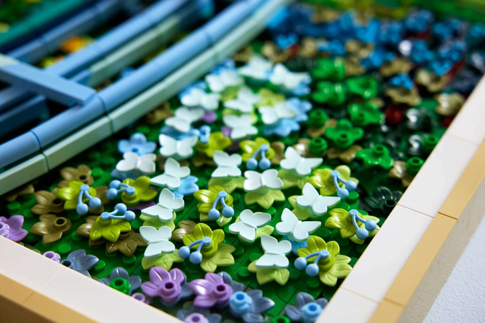 Close-up of the &lsquo;Monet Bridge Over a Pond of Water Lilies&rsquo; LEGO set