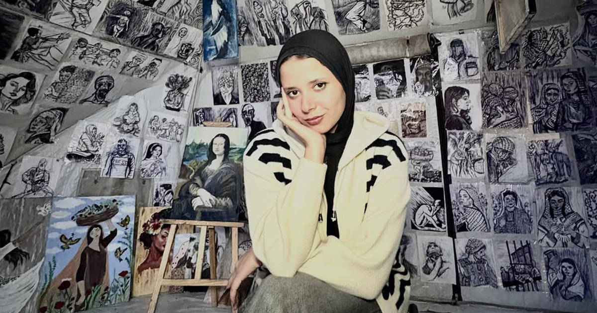 18-Year-Old Palestinian Artist Transforms Her Tent in Gaza Into a Powerful Gallery Space