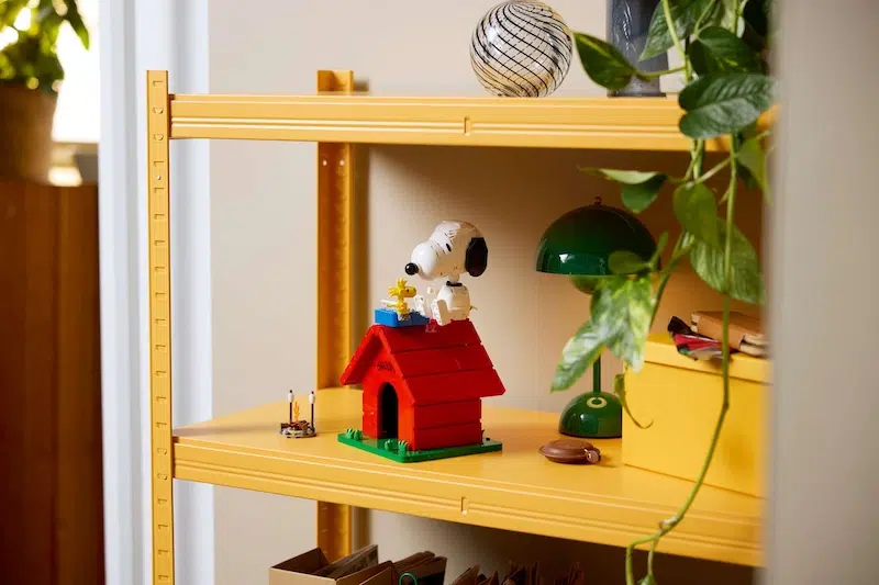 Peanuts: Snoopy's Doghouse LEGO