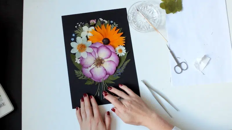 Pressed Flowers Class on My Modern Met Academy