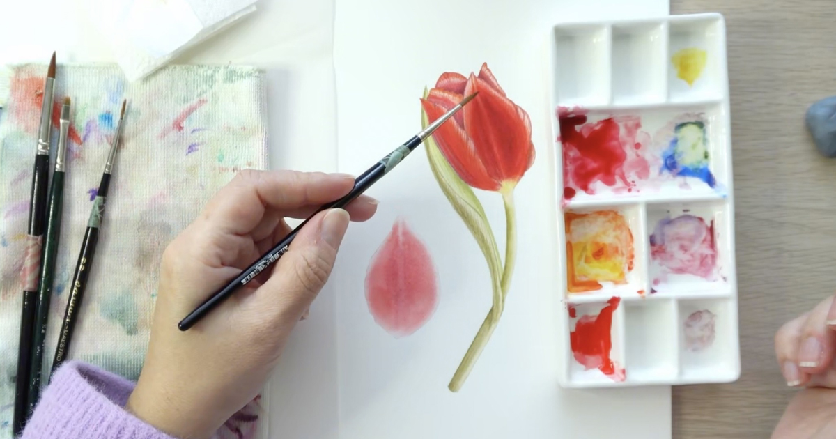 This Class Teaches You How To Paint Realistic Flowers in Watercolor (Even if You Think You Can’t)