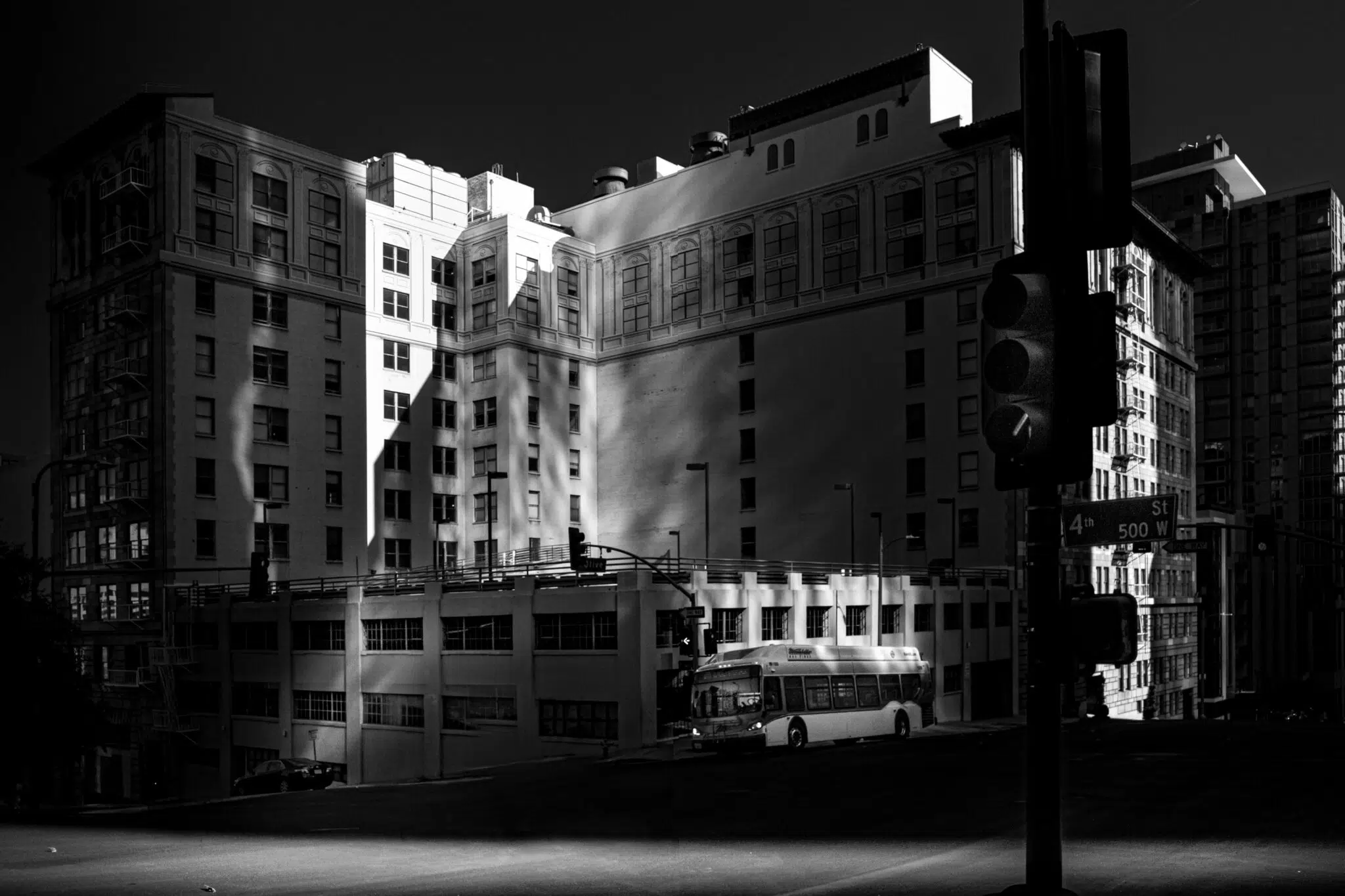 Moody urban photography shot by Emmy Award&ndash;winning TV producer Daniel Sackheim, featured in his new book &ldquo;The Unseen City&rdquo;