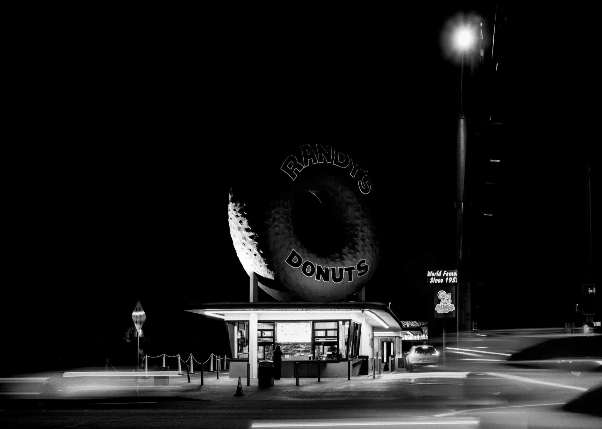 Moody urban photography shot by Emmy Award&ndash;winning TV producer Daniel Sackheim, featured in his new book &ldquo;The Unseen City&rdquo;