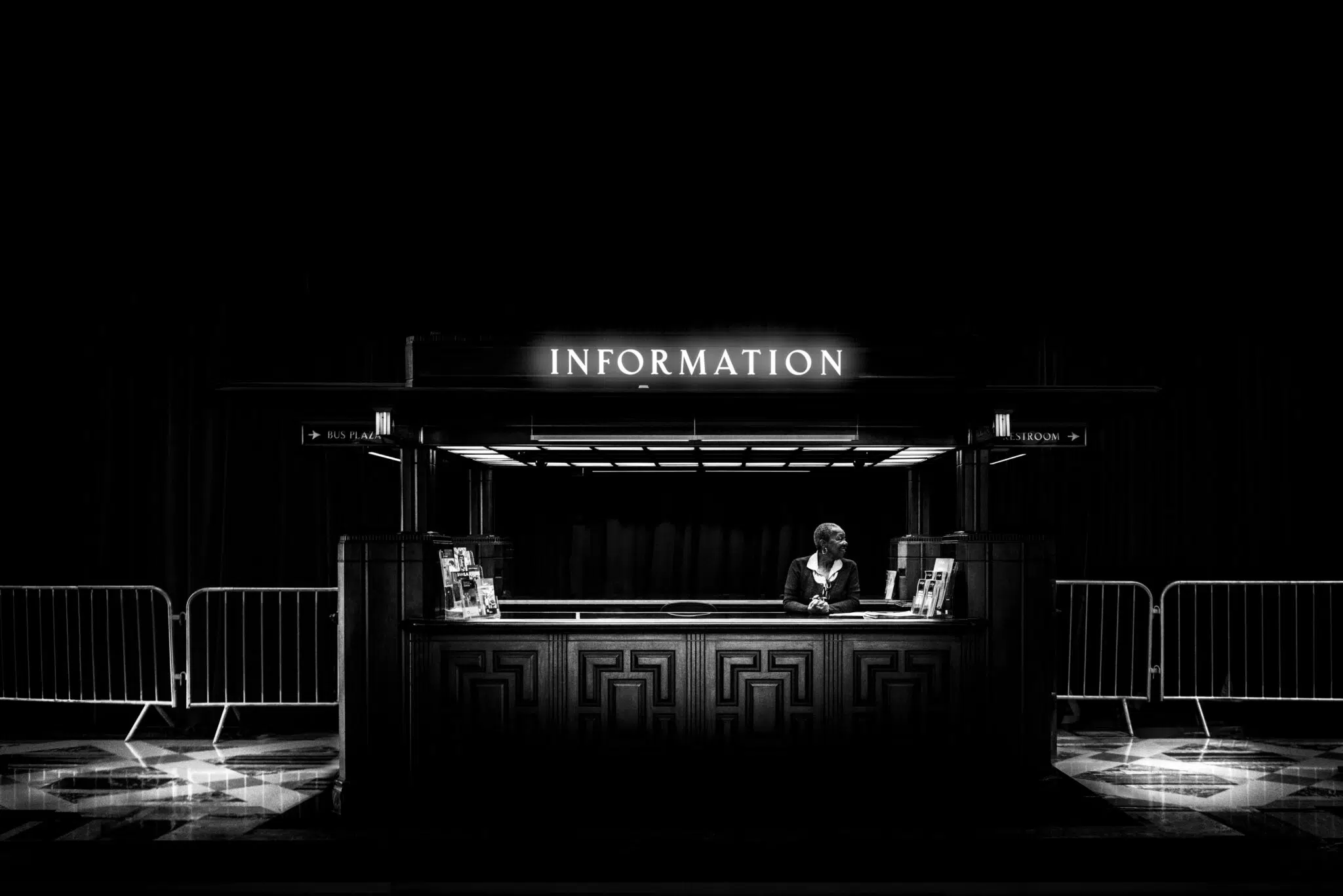 Moody urban photography shot by Emmy Award&ndash;winning TV producer Daniel Sackheim, featured in his new book &ldquo;The Unseen City&rdquo;