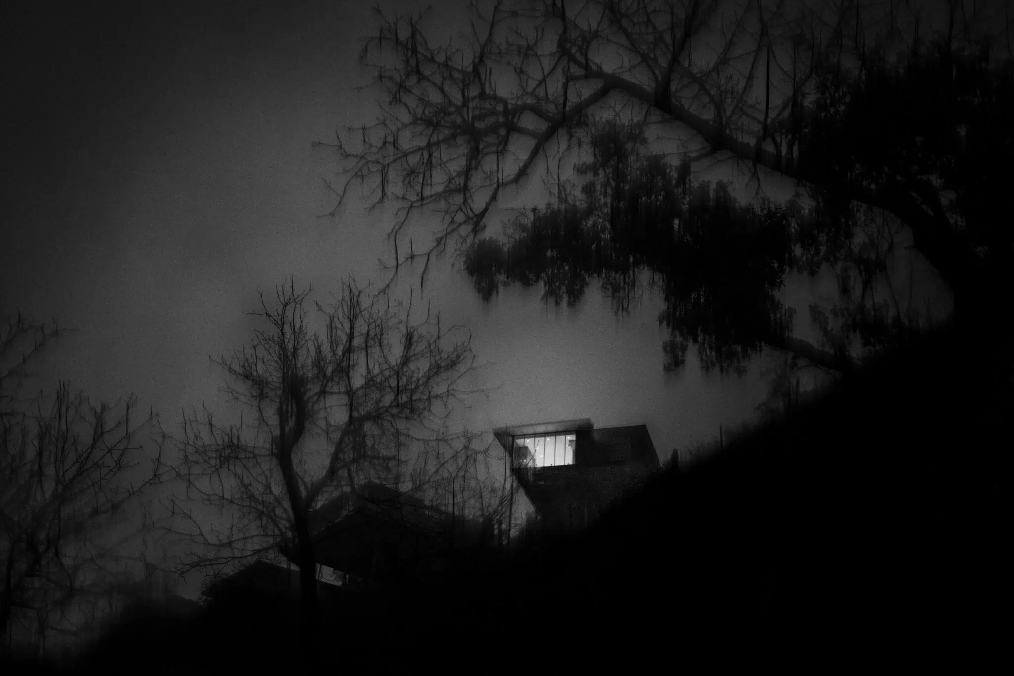 Moody urban photography shot by Emmy Award&ndash;winning TV producer Daniel Sackheim, featured in his new book &ldquo;The Unseen City&rdquo;