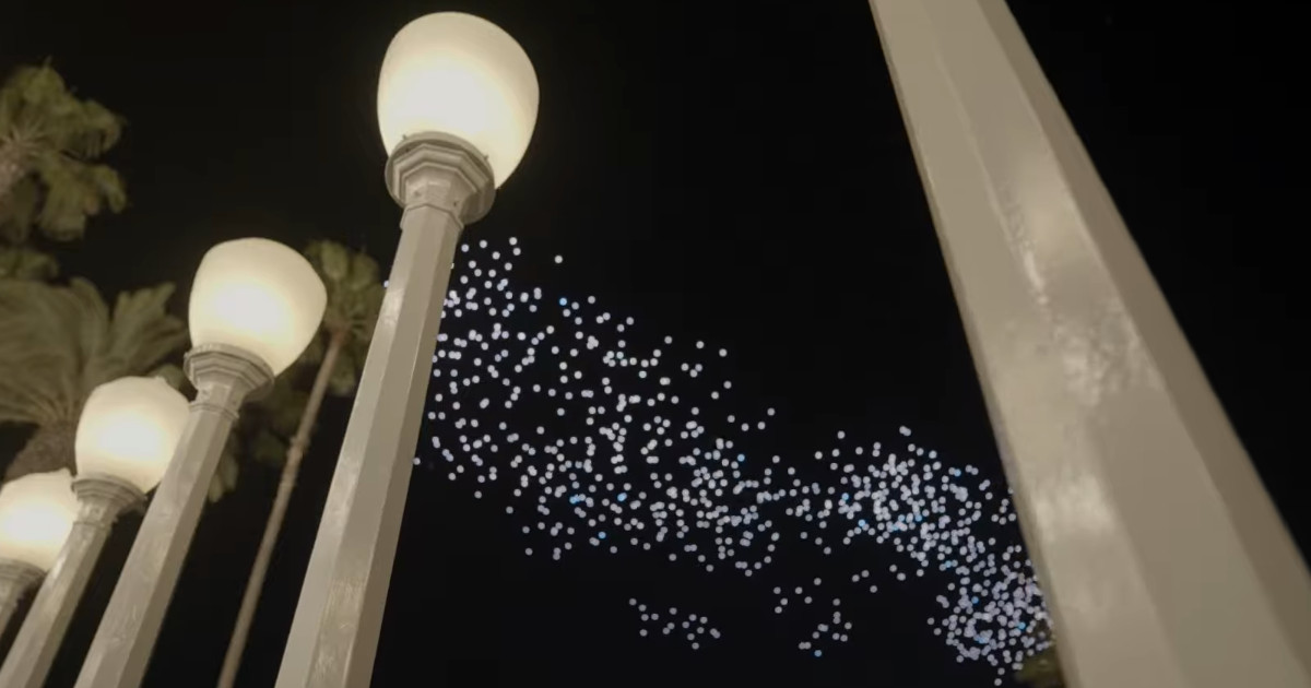 DRIFT Lights up the Los Angeles Sky With Drones in Honor of LACMA’s New David Geffen Galleries