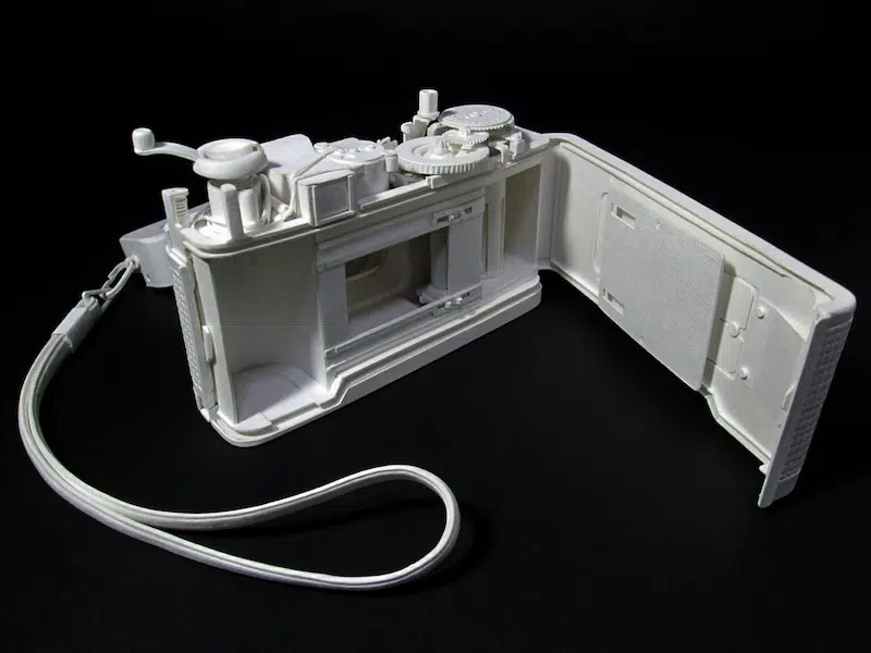 Paper Sculptures by Manabu Kosaka