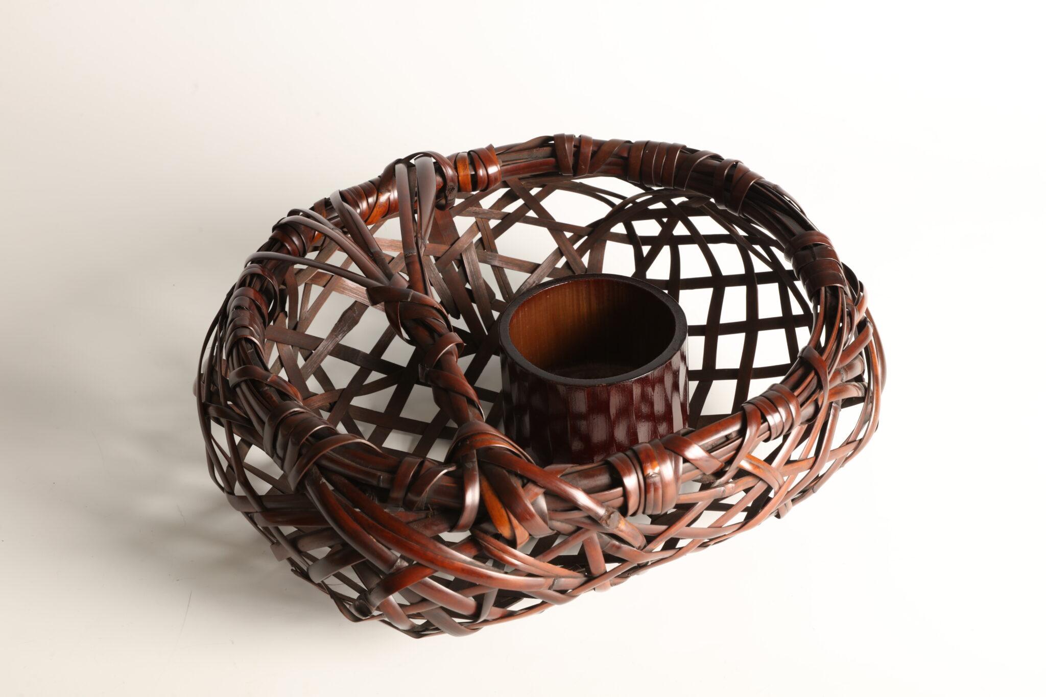 Tanabe Chikuunsai II, &ldquo;Oceans of Good Fortune&rdquo; handled flower basket, 1970s. Antique hobichiku bamboo