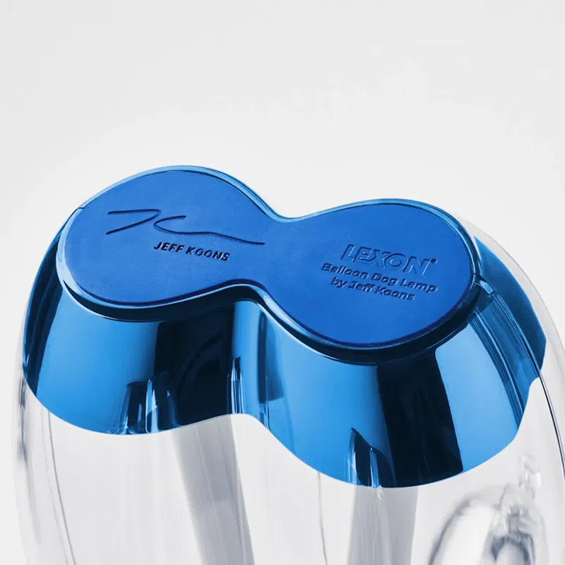 Engraving on Balloon Dog Lamp