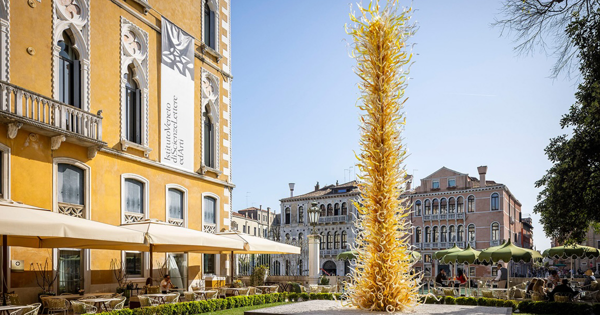 Master Glassblower Dale Chihuly Returns to Venice With Stunning Set of Glass Towers