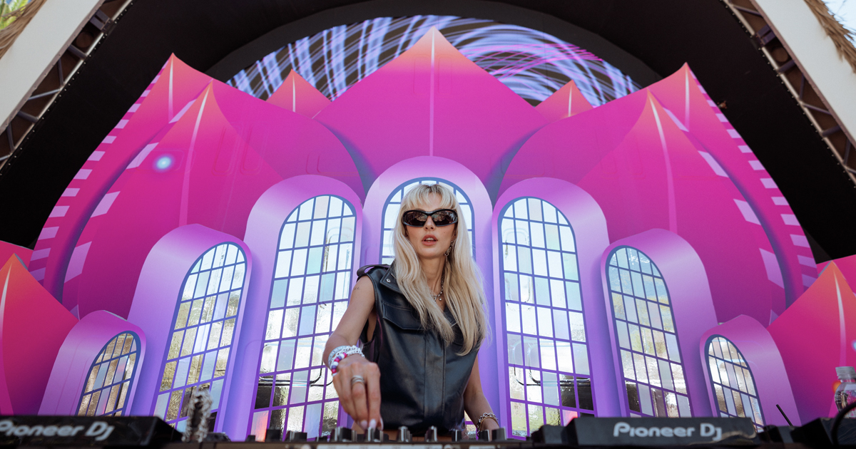 Hotel EDC Review: Elevating EDC Into a Fully Immersive Festival Experience