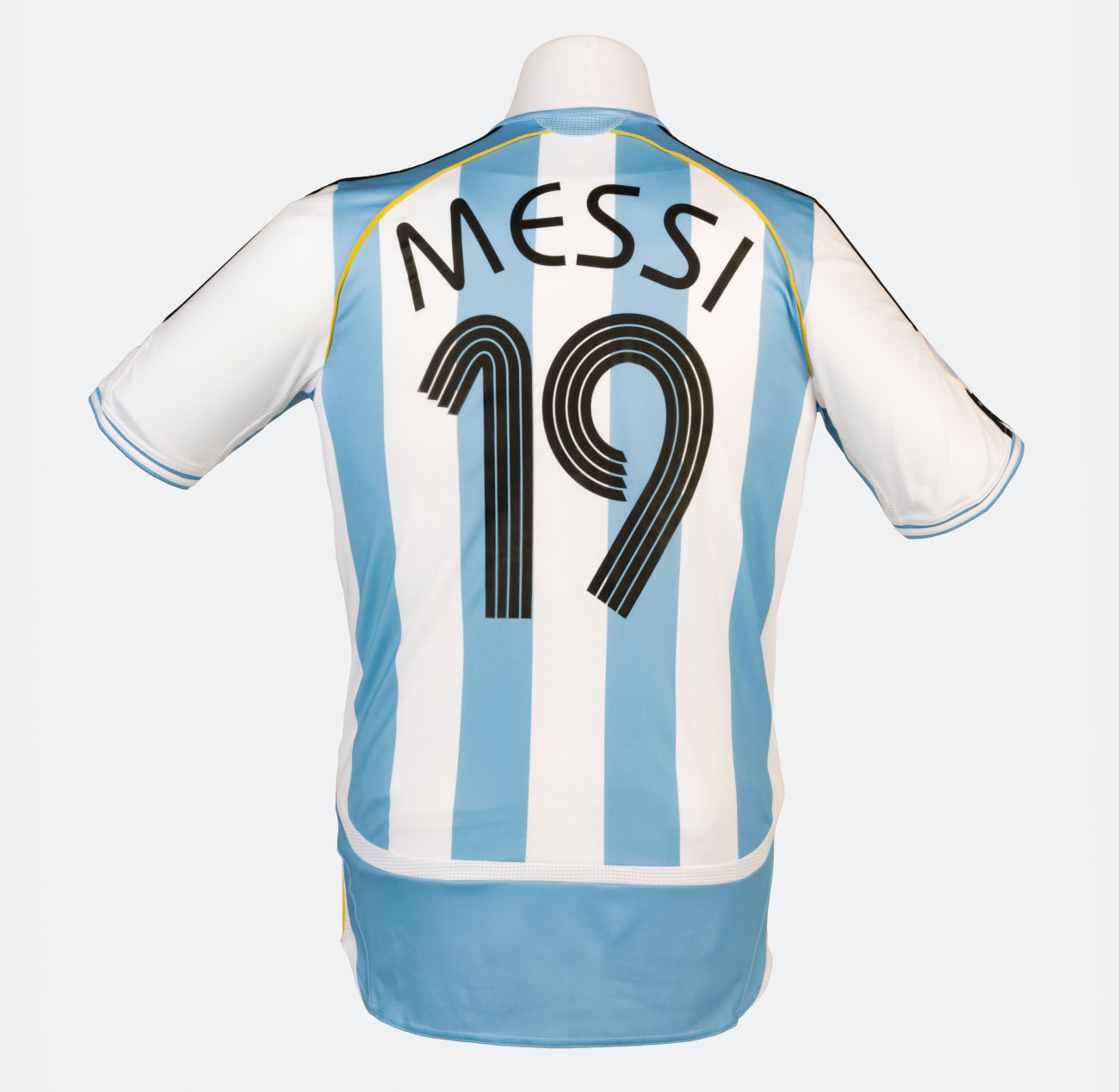 Messi's Rise: A Jersey from the Beginning of Greatness. Jersey worn by the player during the 2006 World Cup