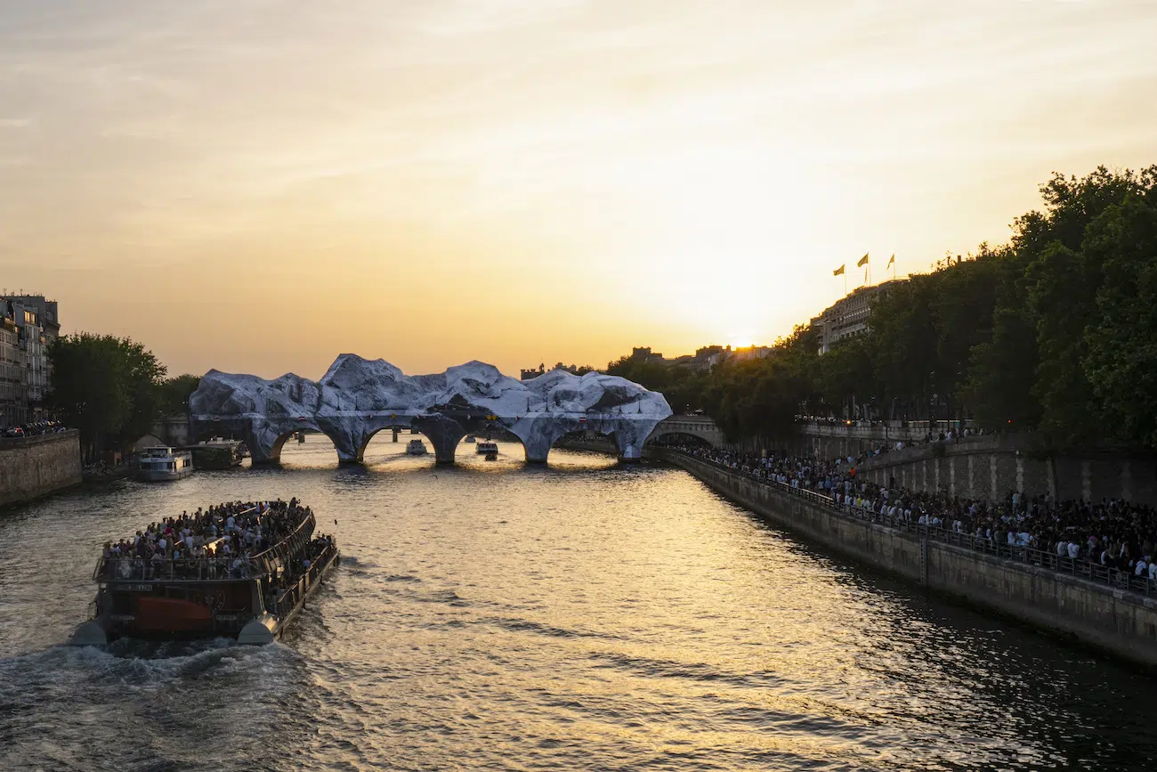 JR, La Caverne du Pont Neuf, Paris, 2026. Photo: &Eacute;l&eacute;a Jeanne Schmitter &copy; 2026 Atelier JR.
