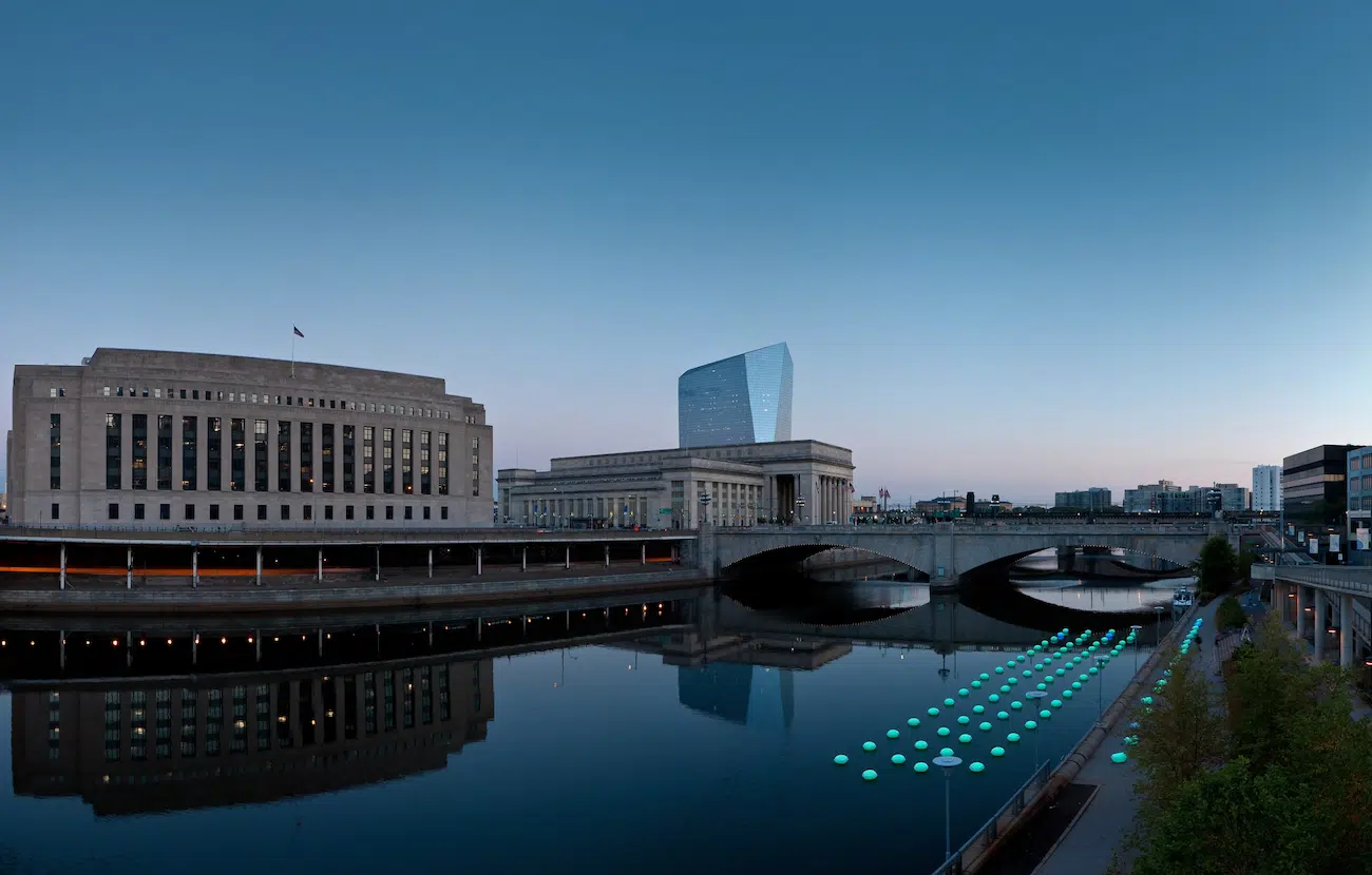 Light Drift © 2010 City of Philadelphia Mural Arts Program / J. Meejin Yoon, Schuylkill River Park. Photo by Joel Avery, CREATiVNESS.